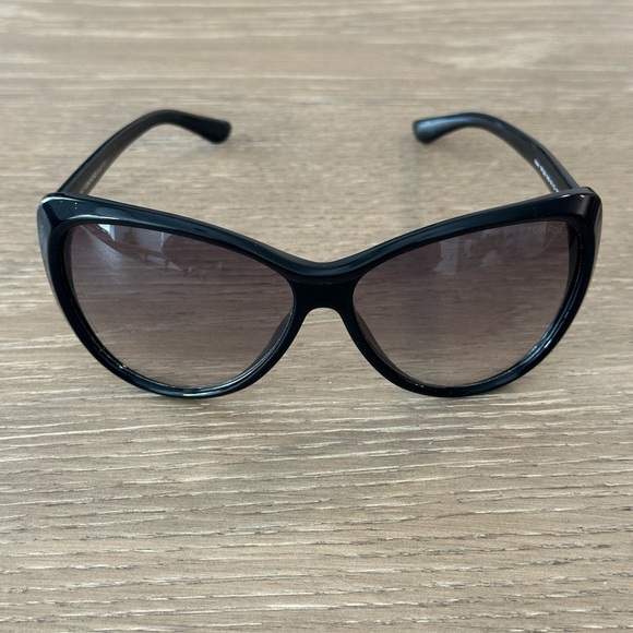 Tom Ford Black Women's Sunglasses - Picture 5 of 16